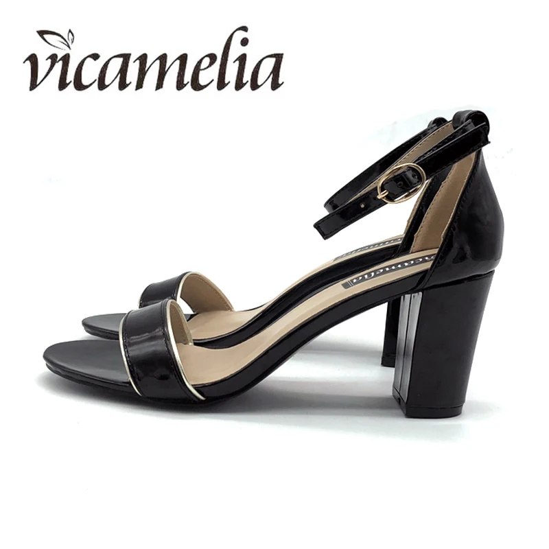 sandals shoes