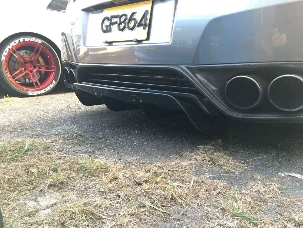 R35 LB Style Rear Diffuser(2)