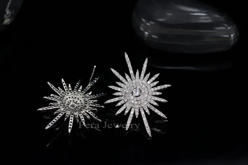 Korean Fashion Style 925 Sterling Silver High Quality Cz Created Korean Fashion Style 925 Sterling Silver High Quality Cz Created Diamond Setting Flower Stud Earrings