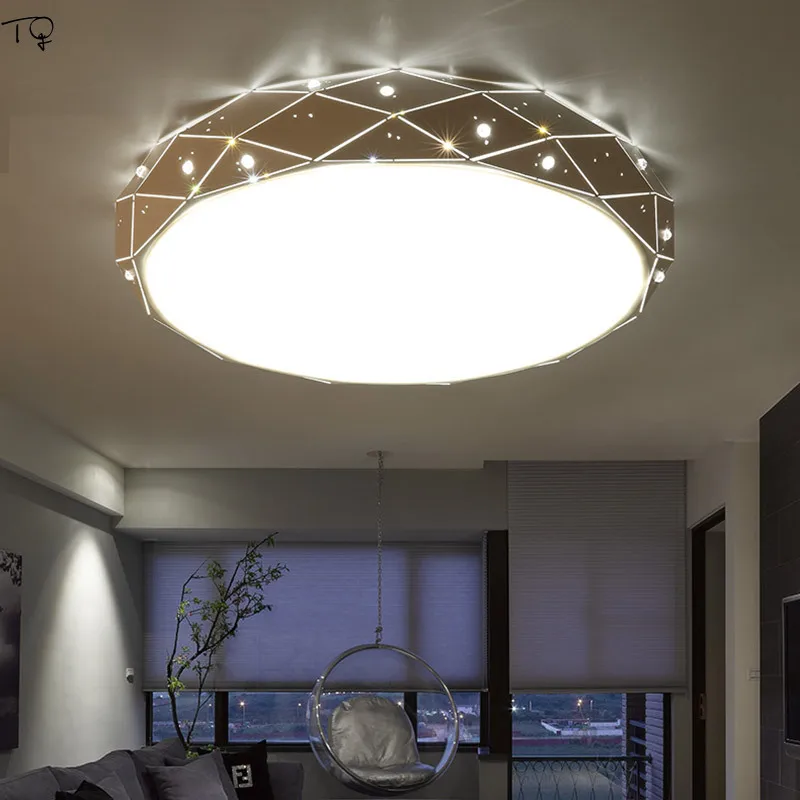 

Geometry LED Ceiling Lamp Romantic Warm Concise Personality Modern Iron Art Living Study Bedroom Lights Dining room Decoration