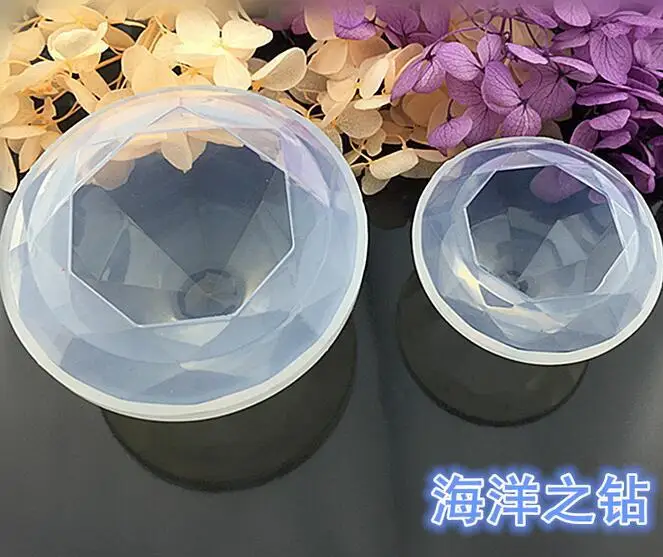 

Full Mirror Diamond Shape Silicone Mould Handmade Crystal Epoxy UV Resin Mould