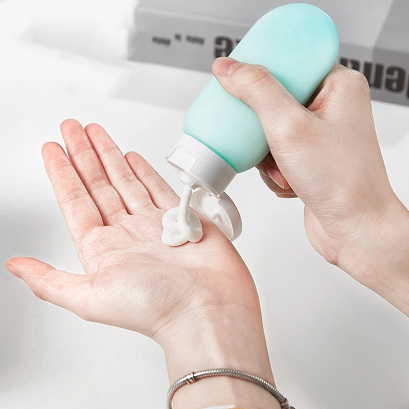 

1Set Durable Portable Refillable Bottles Soft Tube Extrusion Travel Supplies Makeup Lotion Shampoo Container Press Bottles