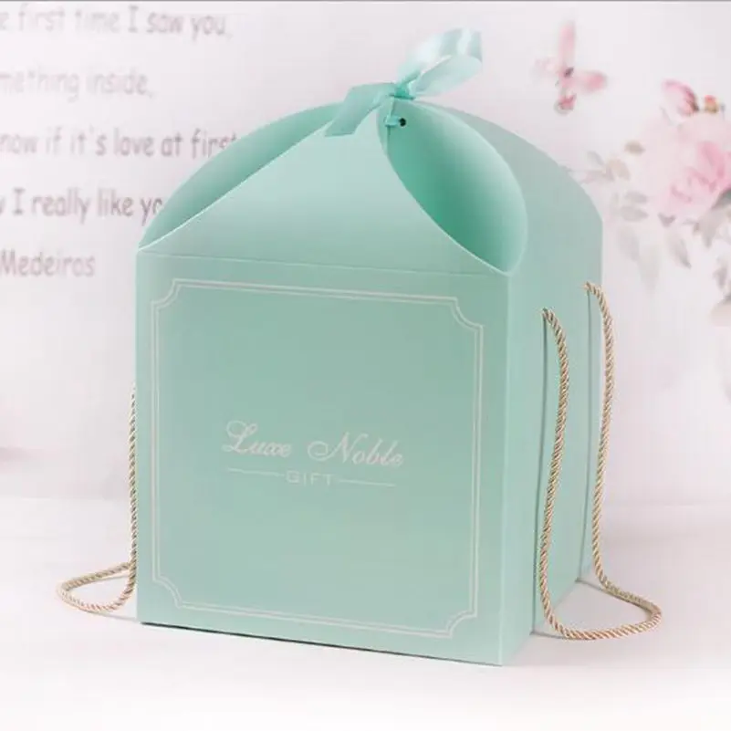

100pcs European new wedding candy box size 7.5*7.5*11CM
