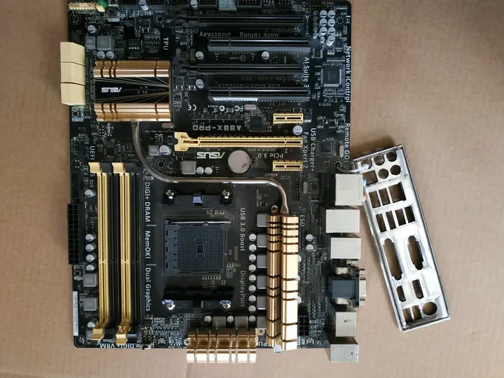 

Asus original A88X-PRO FM2+ DDR3 used like new original box