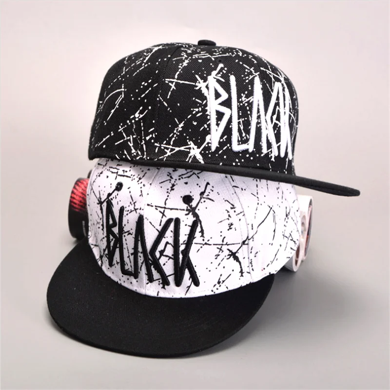 

New spray paint English letters hip-hop new wave couple sunshade hip-hop baseball cap size adjustable