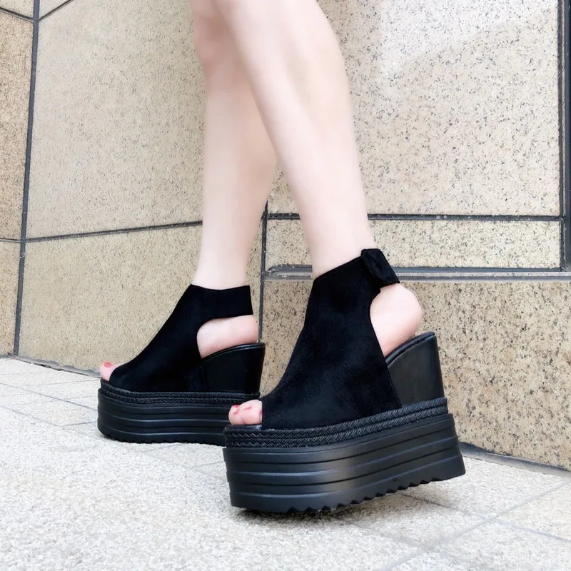 Г., новые летние корейские женские туфли с широко открытым носком на танкетке, женские босоножки Обувь в римском стиле на толстой рифленой подошве