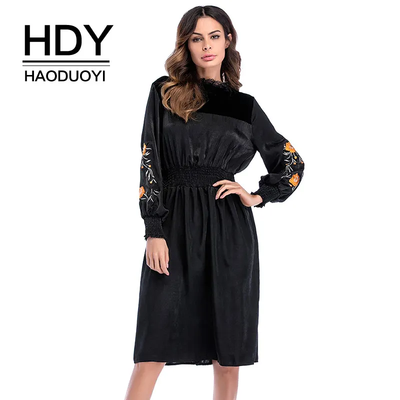 

HDY Haoduoyi Black Velvet Dress Floral Printed Party Mid Dresses Women Embroidery Lace Patchwork Vestidos Casual New 2018 Spring
