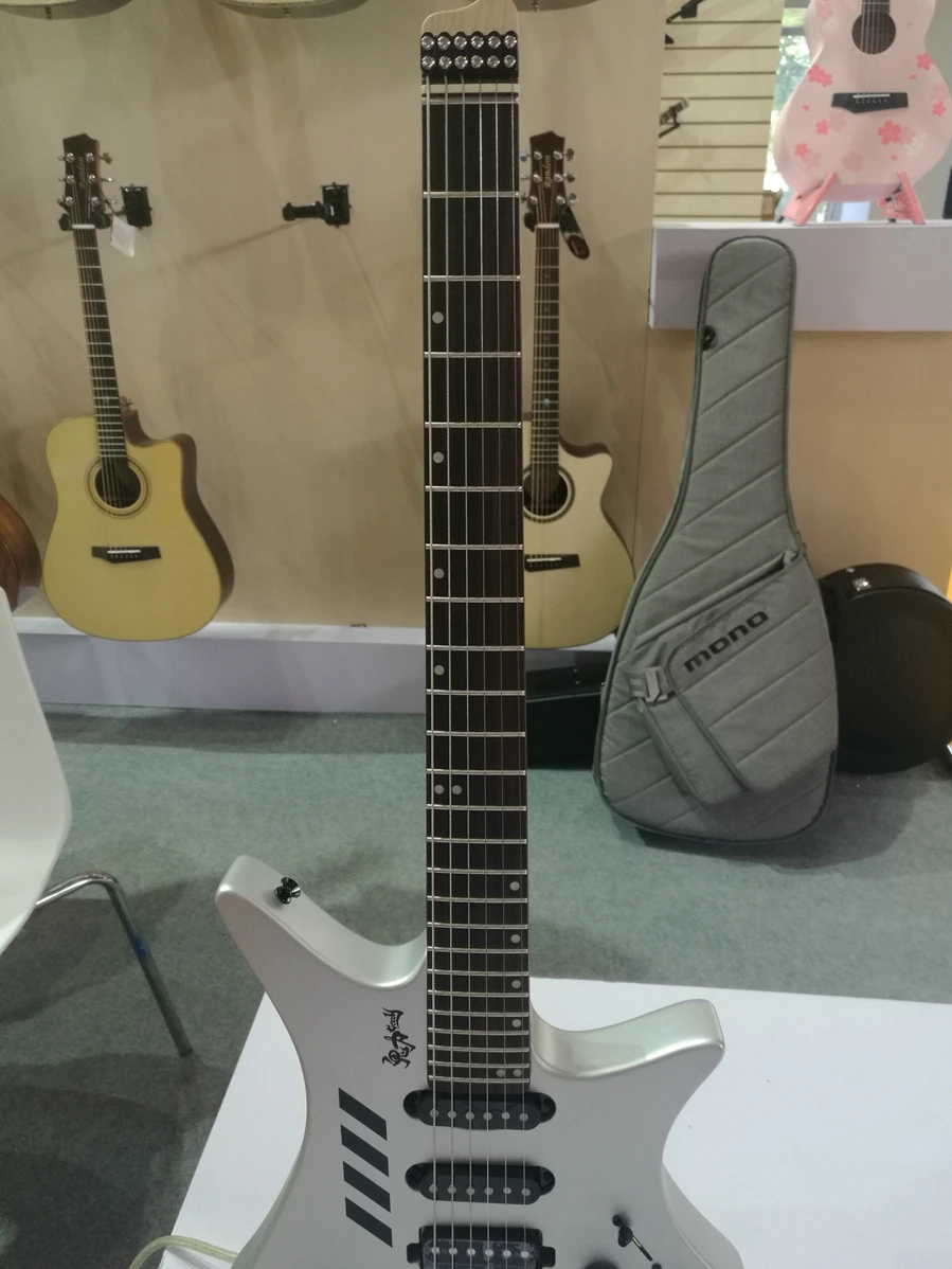 Стиль на заказ безголовая Серебряная электрогитара 24 Лады Китай безголовая гитара