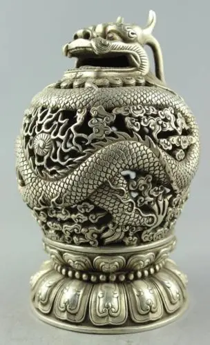 

Old Handwork Tibet silver carved Dragon plate Tengyun driving fog Censer