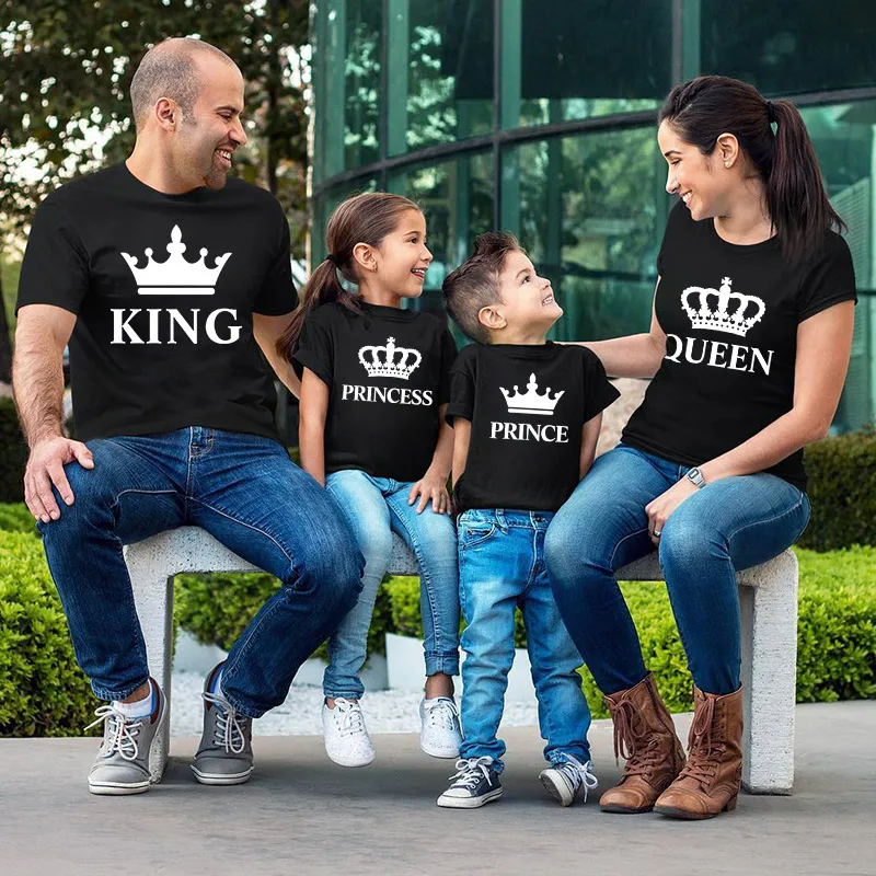 Летняя одежда для мамы и дочки; одинаковые комплекты для семьи; футболка «Мама и я»; одежда для папы, мамы и сына; одежда для малышей; король, королева