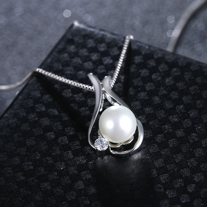 Hot sell fashion little bird pearl female 925 sterling silver ladies`pendant necklaces box chain jewelry wholesale