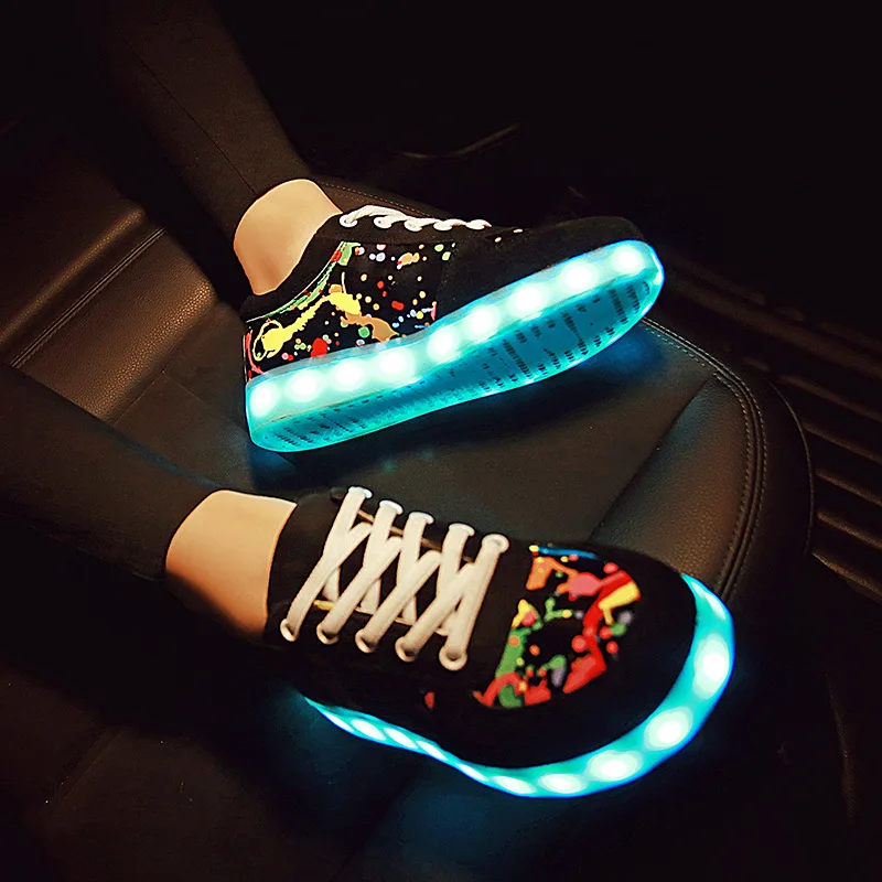 wide width light up shoes