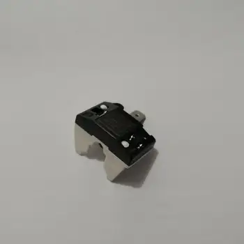 

Universal Parts Butterfly type overload protection switch BT32-120 1/5HP