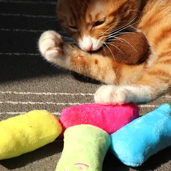 Funny Interactive Teeth Grinding Catnip Toys 1