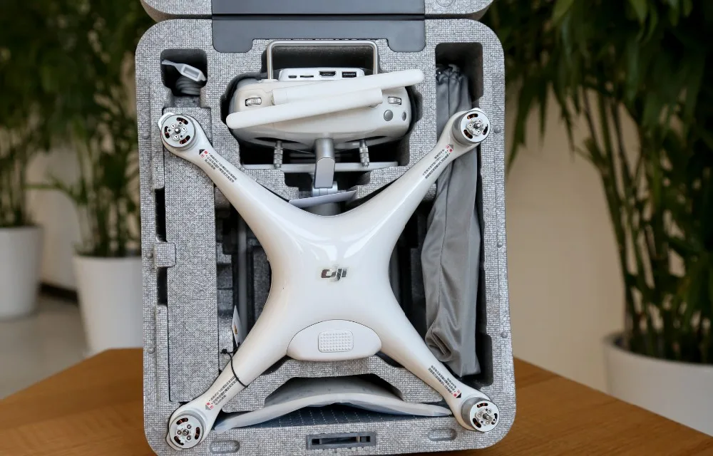 In Stock Freeshipping DJI Phantom 4 Drone /phantom 4 Pro Combo 4K Video 1080p Camera Rc Helicopter