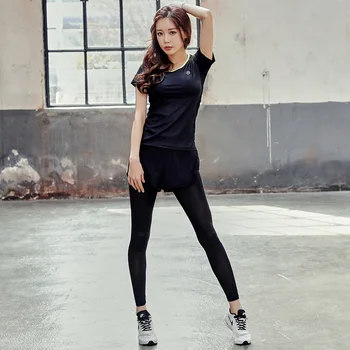 

Women's Yoga sets Summer workout clothes Women running Short sleeves shirts pants two-piece Sportswear Breathable yoga suits