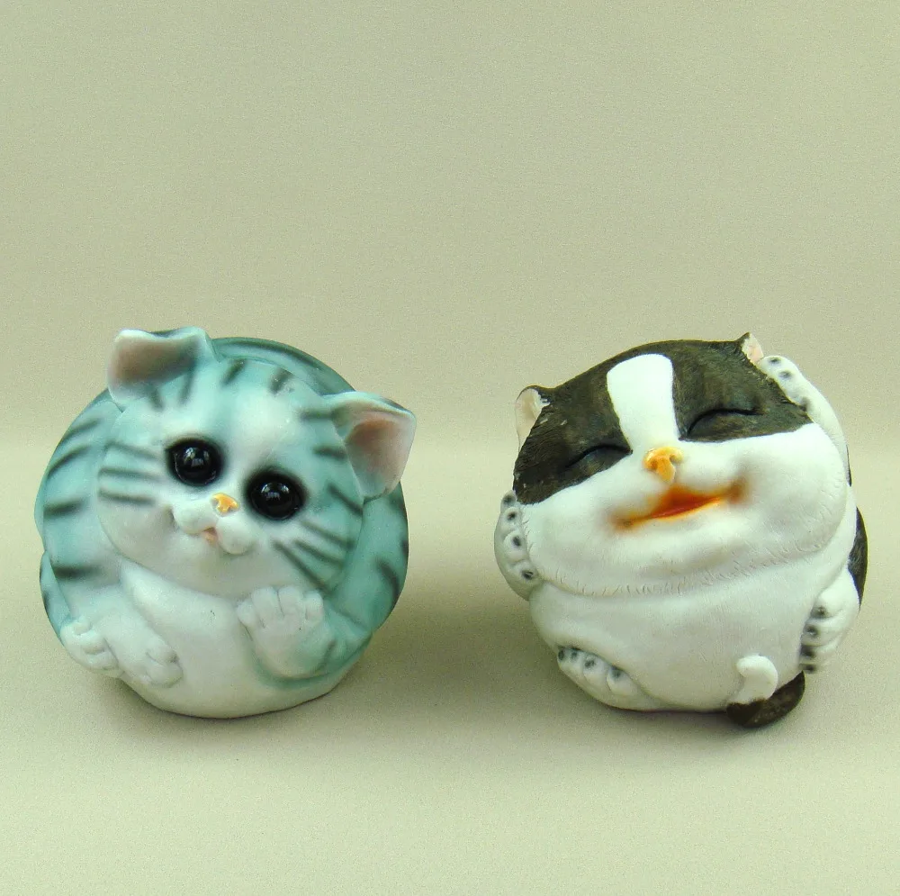 Cat Figurines Handmade Resin Kitty Miniatures Animal Pet Art and Craft