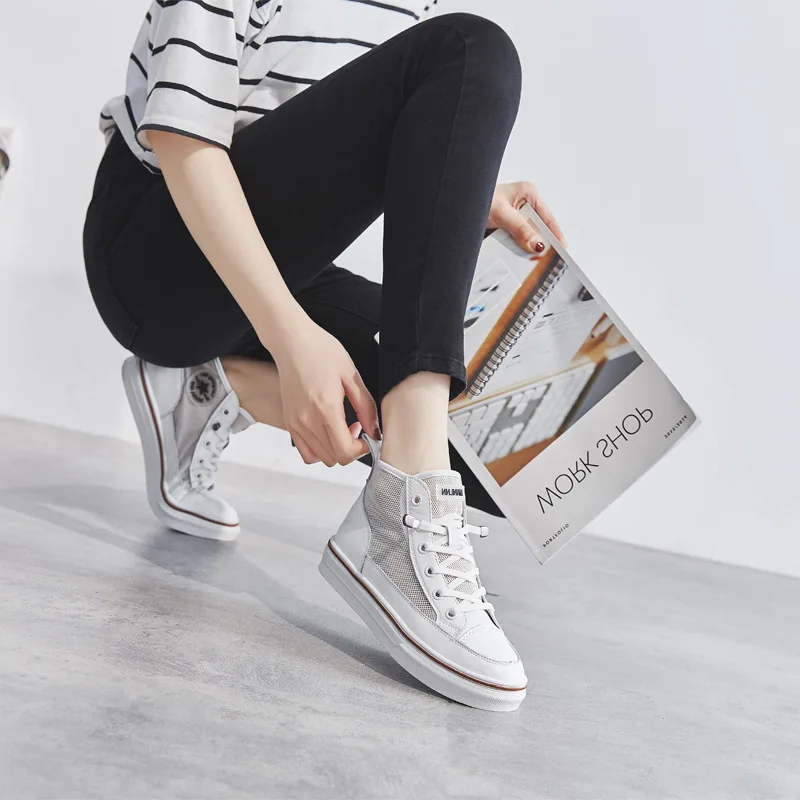 جديد النساء حذاء مسطح عالية أعلى الدانتيل متابعة أحذية رياضية الأبيض جلدية تنفس شبكة الكبار الإناث تنيس الأحذية أنيق أحذية تزلج