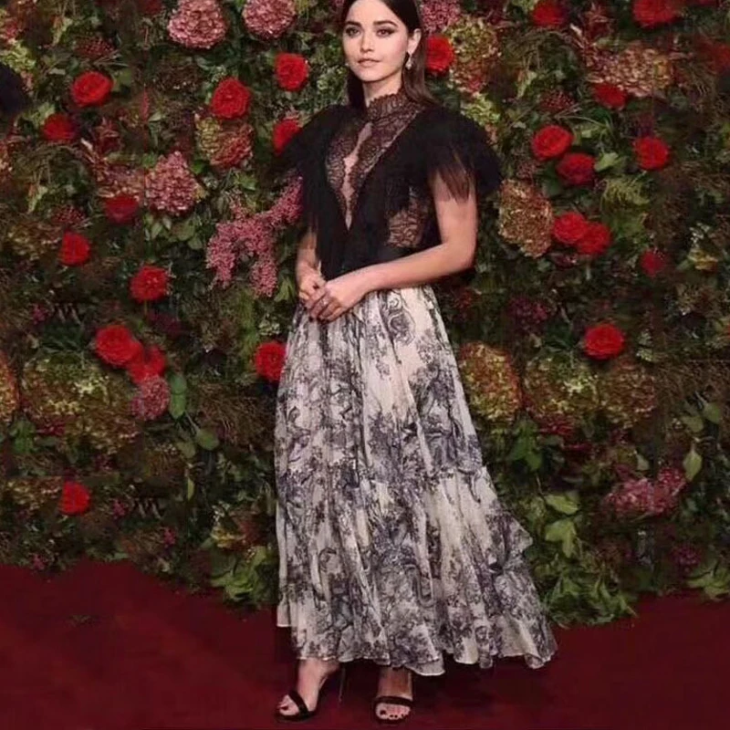 

2019 Spring Runway Designer Vintage Lace Short Sleeve Ruffles Embroidery Sexy Woman Maxi Dress Holiday Vacation Vestido