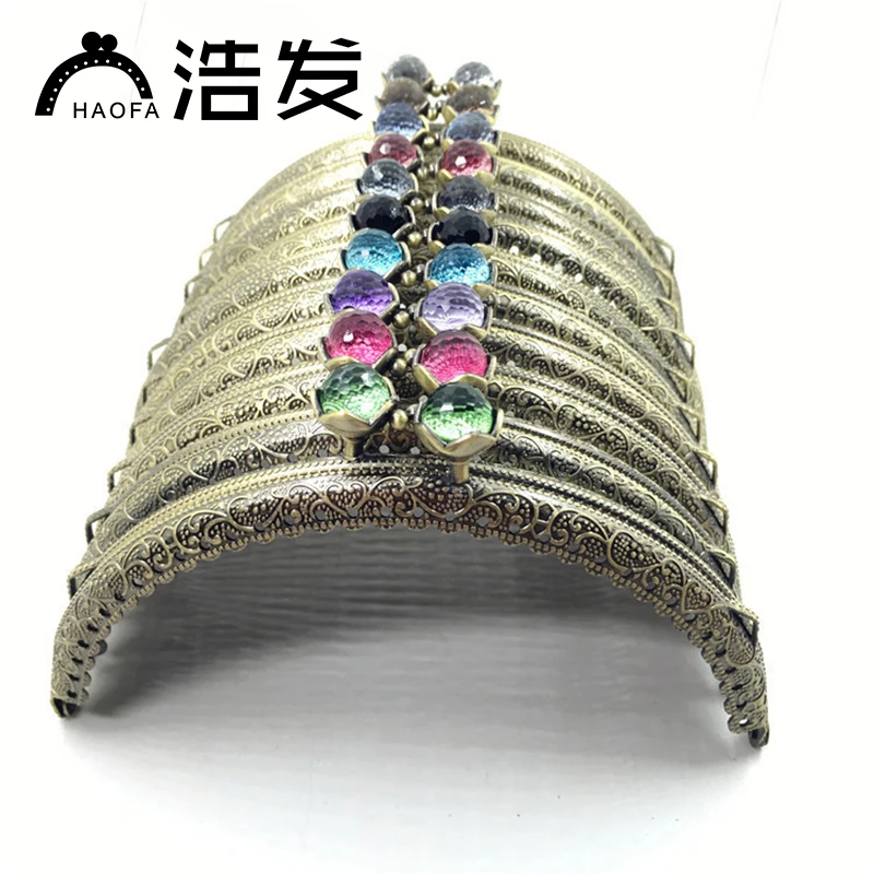 

10pcs 12.5cm Beautiful Women DIY Bag Metal Clasp Half Round Carved Floral Pattern Edge Colorful Lace Candy Buckle Purse Frame