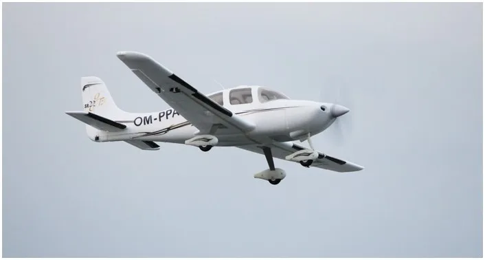 Cessna SR 22 rc PNP EPO-1400mm winspan