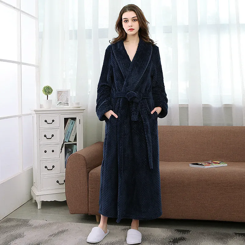 Men Women Long Bath Robe Bath Towel Bathrobe Coral Velvet Pajamas Body Spa Super Absorbent Home Decoration Solid Bath Gown Towel - Цвет: navy for girl