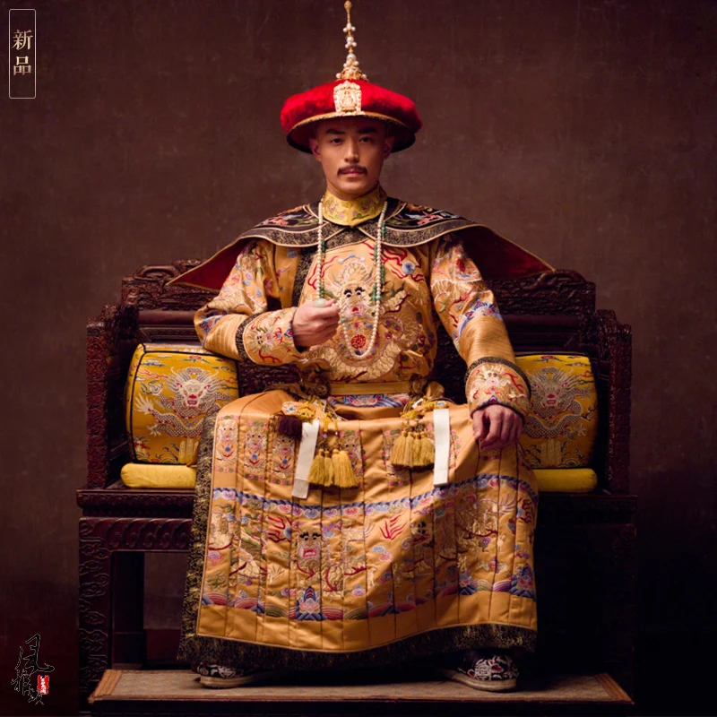 Рисунок 2 - Мужской костюм Huo JianHua Qing