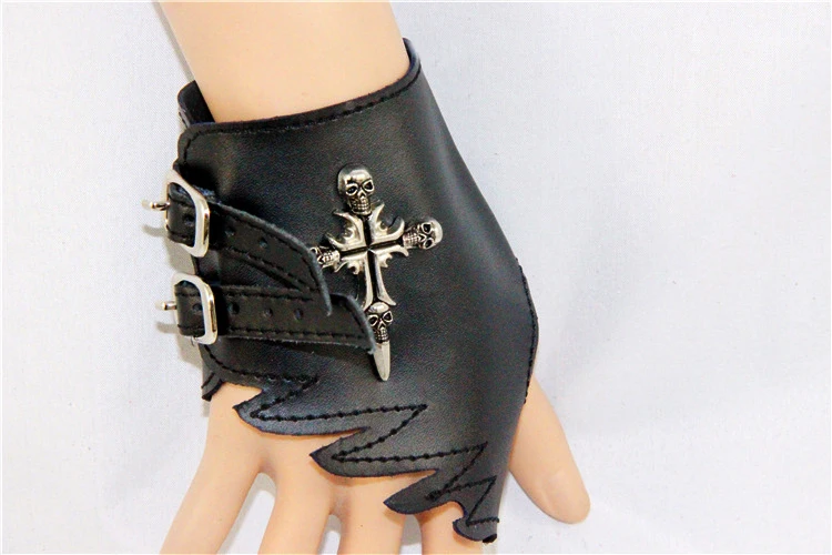 Punk Gothic black white skull stud genuine leather fingerless
