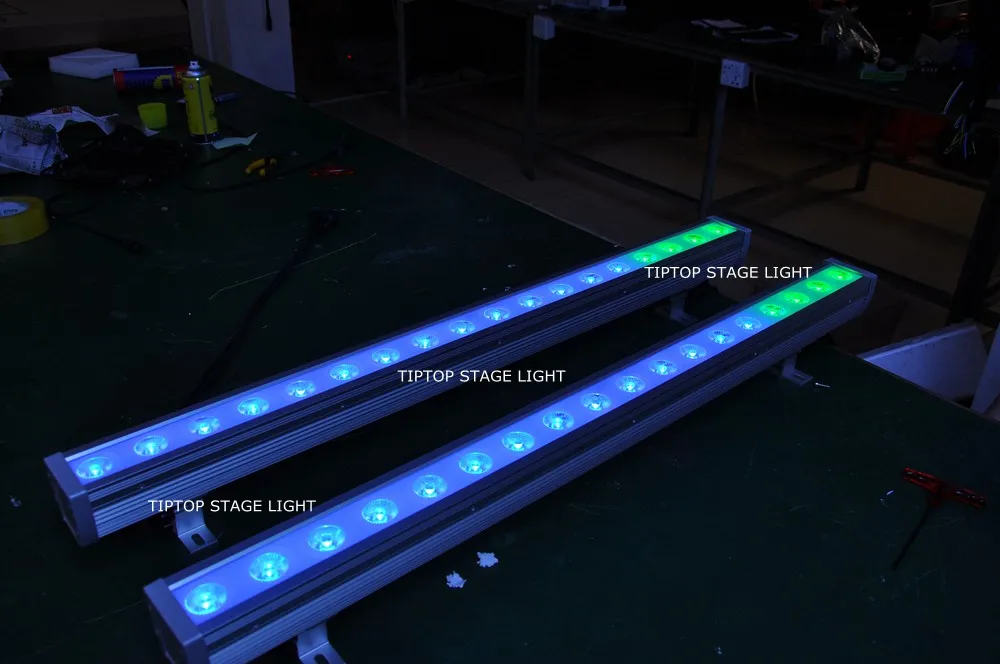 Настоящие 8 шт. 18X3W работает пикселей Цветная(RGB) светодиодная настенная лампа светильник Водонепроницаемый IP65 4 кнопки цифровой линейный диммер 90 V-220 V