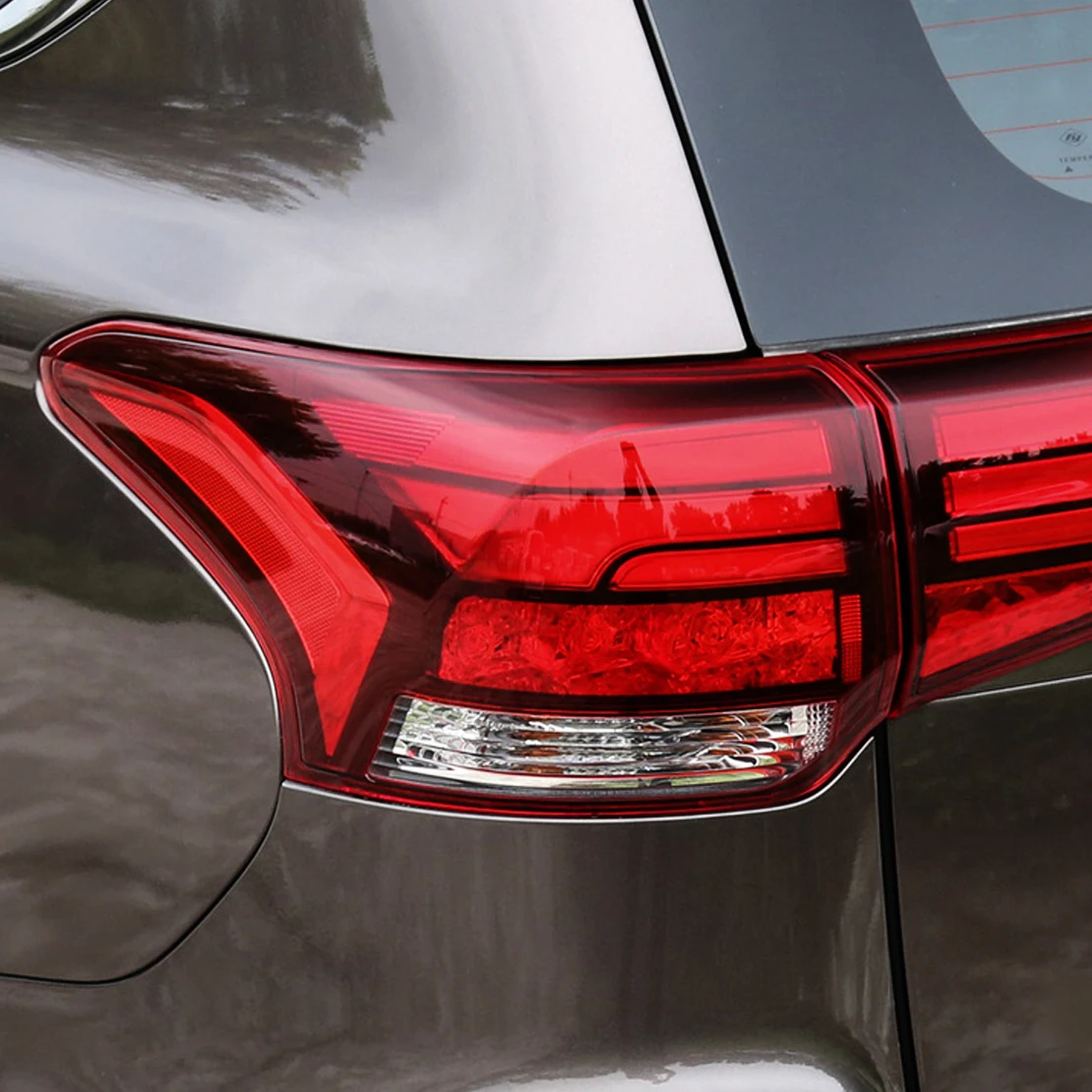  Left Side LED Rear Outer Brake Stop Tail Lamp Light Fit For Mitsubishi Outlander 2016-17 - 33004174287