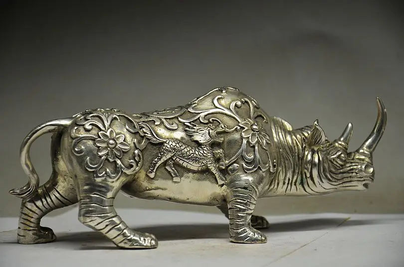 

AMAZING SILVER COPPER HANDMADE CARVED RHINOCEROS STATUE