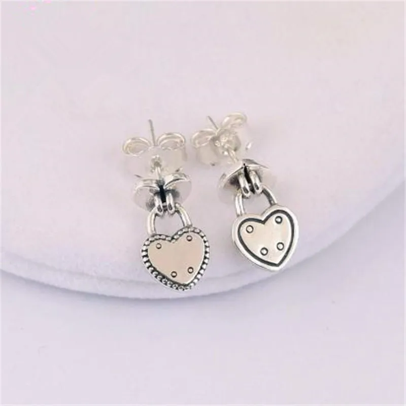 

2018 new Valentine's Day stud earrings, 925 sterling silver stud earrings, love lock pendant earrings