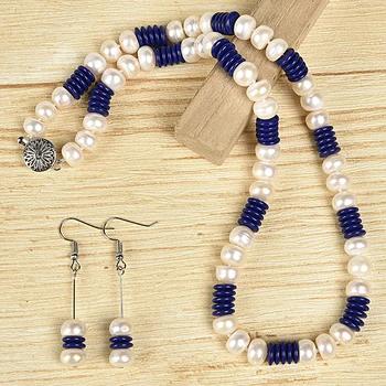 

A round blue-and-white jewel Pearl or Resin necklace and Combination of two shapes and colors