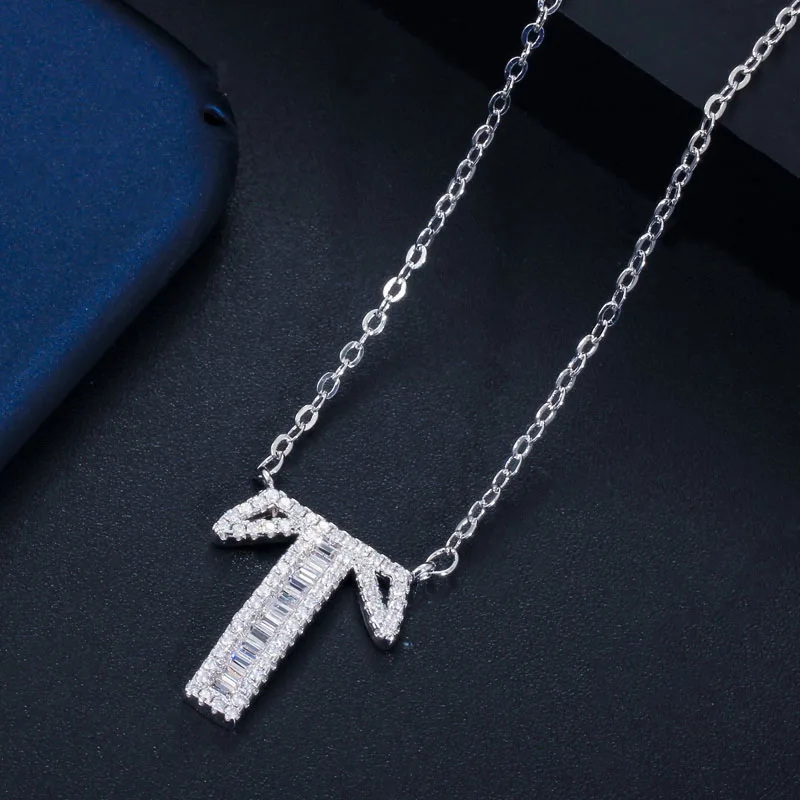 CWWZircons Personalized Cubic Zirconia Crystal 26 Initial Name Letter Pendant Necklace for Women DIY Custom Jewelry Gift CP046 - Окраска металла: T