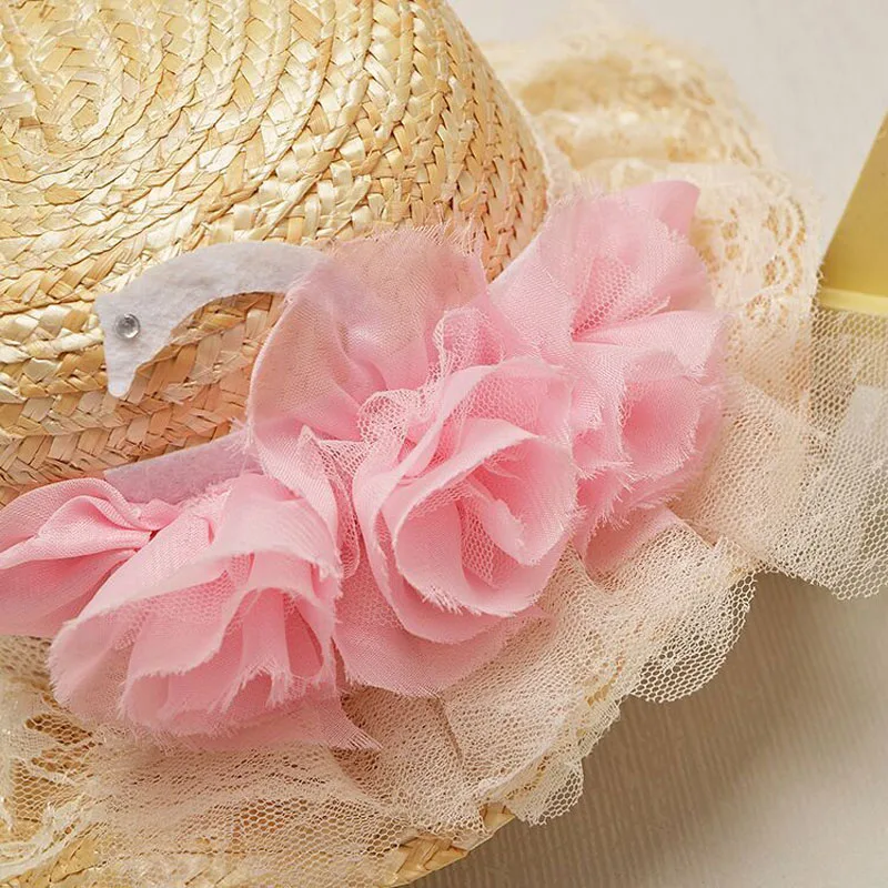 أنيقة أزياء الفتيات القبعات الكنيسة مع الدانتيل زهرة مرن الصيف gorras قبعة الزفاف كنتاكي ديربي واسعة بريم شاطئ البحر قبعات