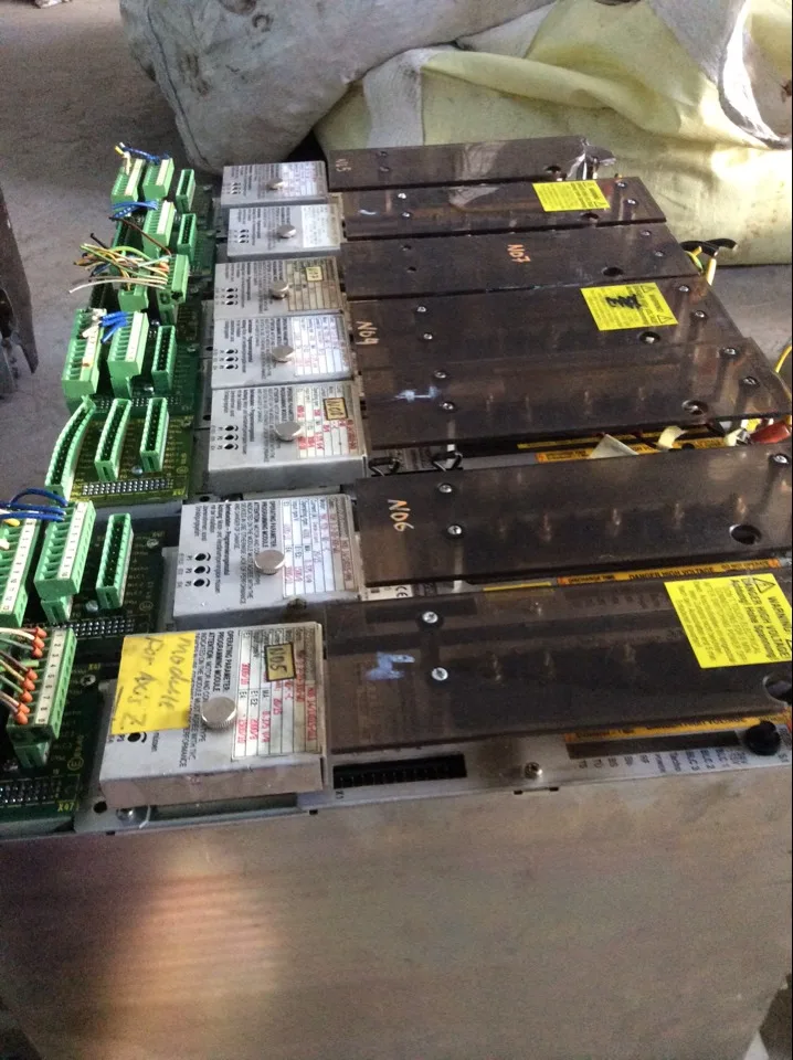 

TDM3.2-020-300-W0 INDRAMAT A.C. Servo Controller k30/93