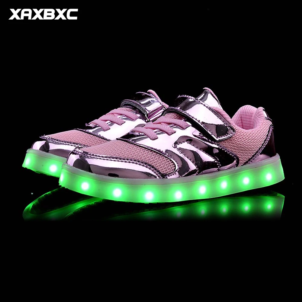 

2018 NEW Gold Silver Pink Lighted Children Sneakers Boys Girls USB Rechargeable LED Glowing Shoes Kids Luminous Casual Shoes