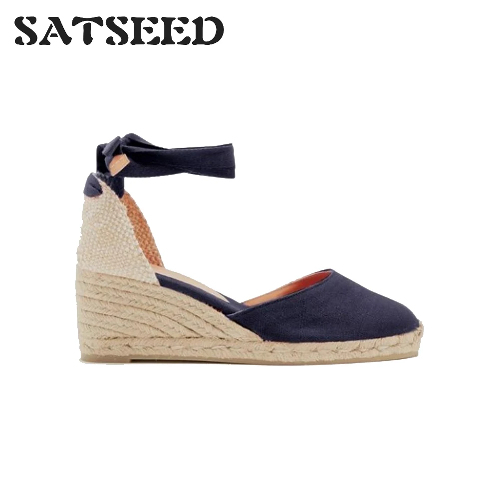 

Popular Style European and American Big Size National Style Round Head Slope Heel Tied with Hemp Rope Braided Sandals Female