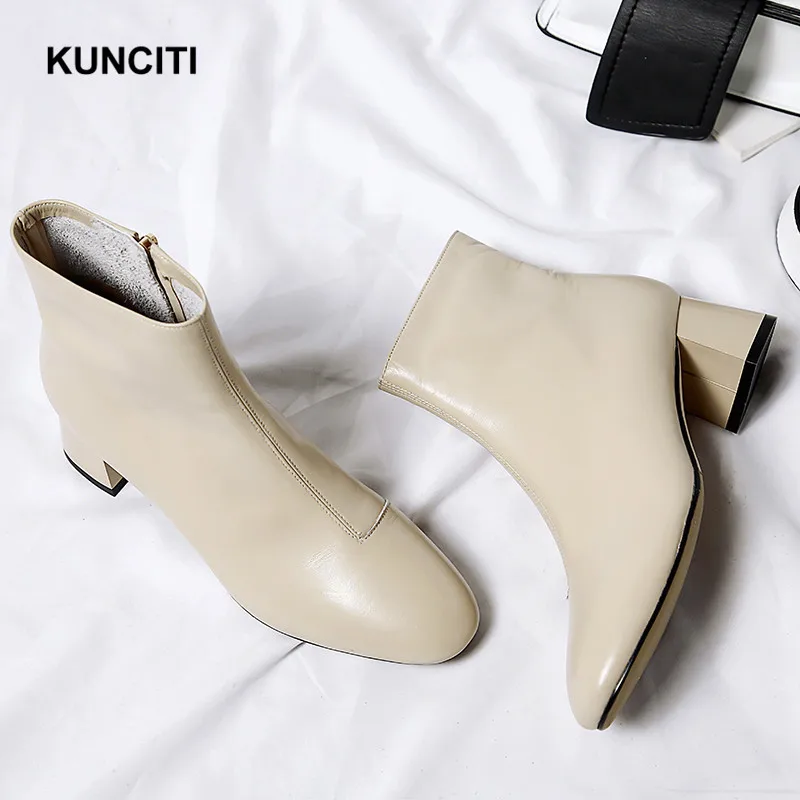 

2019 KUNCITI Genuine Leather Women Chelsea Boots Round Toe Ladies High Quality Autumn Shoes Med Heel Ladies Short Booties D283