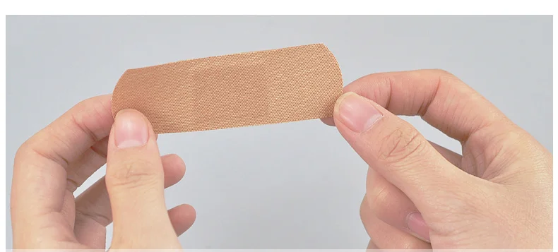100PcsBox Medical Band Aid For Fingertip Joints Large area Breathable Assorted 5 Sizes Band Aid Bandages Set First aid supplies (9)