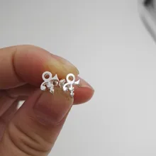 1 шт. Новое поступление модные милые миниатюрные посеребренные серьги гвоздики принц символьная серьга ювелирные изделия для женщин девочек подарок sanlan