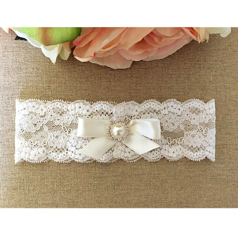 Ivory Bow Lace Wedding Garter Toss Garter Wedding Garter Belt Bridal Lingerie White Garter Wedding Accessories Ivory Bow Lace Wedding Garter Toss Garter Wedding Garter Belt Bridal Lingerie White Garter Wedding Accessories