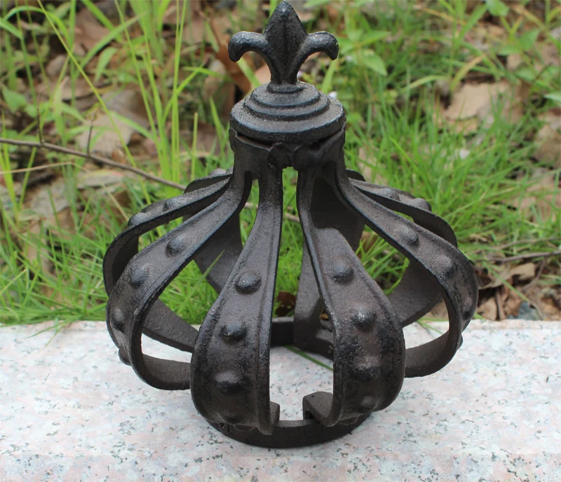 2 Cast Iron Crown Antique Ornaments Retro Home Office Hotel Bar Pub Club Table Desk Decorations Metal Crafts Outdoor Garden Art 2 Cast Iron Crown Antique Ornaments Retro Home Office Hotel Bar Pub Club Table Desk Decorations Metal Crafts Outdoor Garden Art