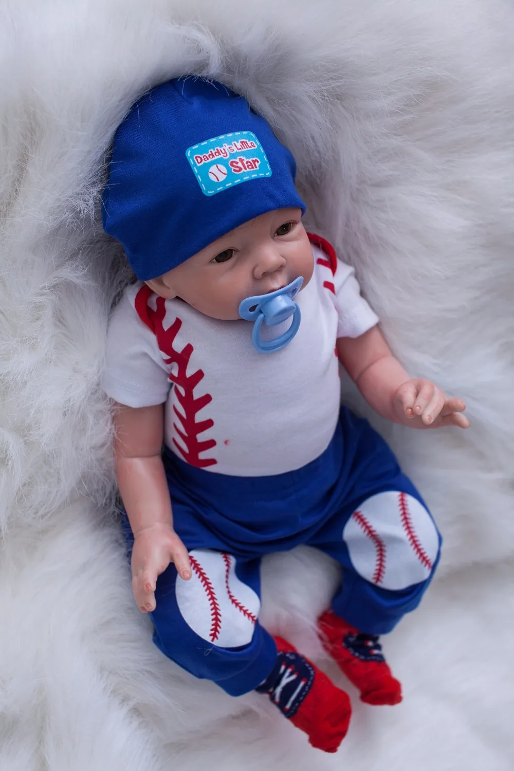 

New arrival 22 Inch 55cm cotton body Lifelike Newborn Babies with blue pacifier lovely children's day gift silicone reborn doll