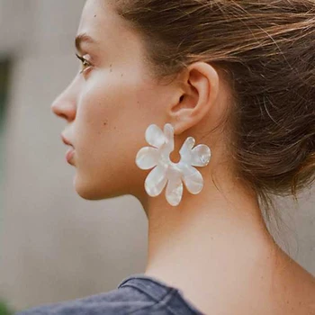 

Fashion Bohemian Colorful Big Leaf Statement Earrings Vintage Leaves Shape Acrylic Stud Earring Wedding Ethnic Jewelry Gift