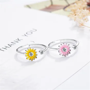 

New Creative Fashion Exquisite Flowers 925 Sterling Silver Jewelry Chrysanthemum Crystal Five-petal Flower Rings SR382