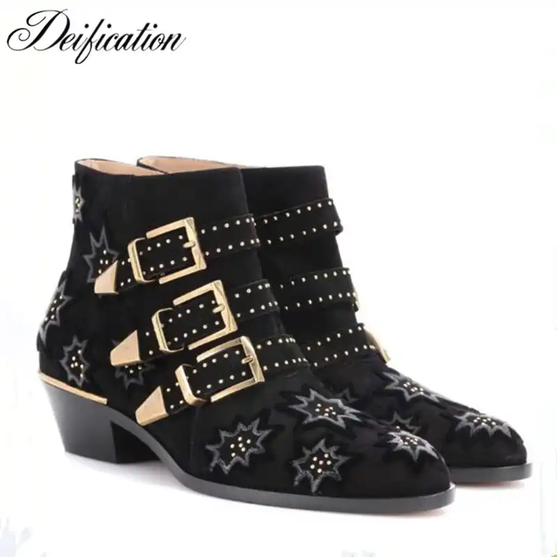 botines tachuelas