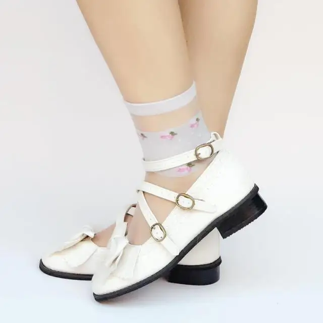 Japanese-Harajuku-Women-White-Low-Chunky-Heels-Sweet-Round-Toe-Bow-Princess-Lolita-Shoes-Kawaii-School-Girls-Shoes-4