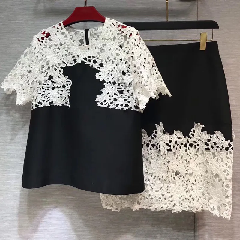

Fashion shirt Two Pieces shorts For Women long Sleeve O-neck Top With Fashion shorts 2019 new Women two piece tops