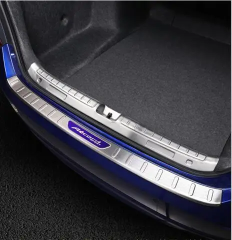 

Apply only for Honda's ten generation Accord rear guard retrofit is suitable for 18 years' trunk guard interior decoration